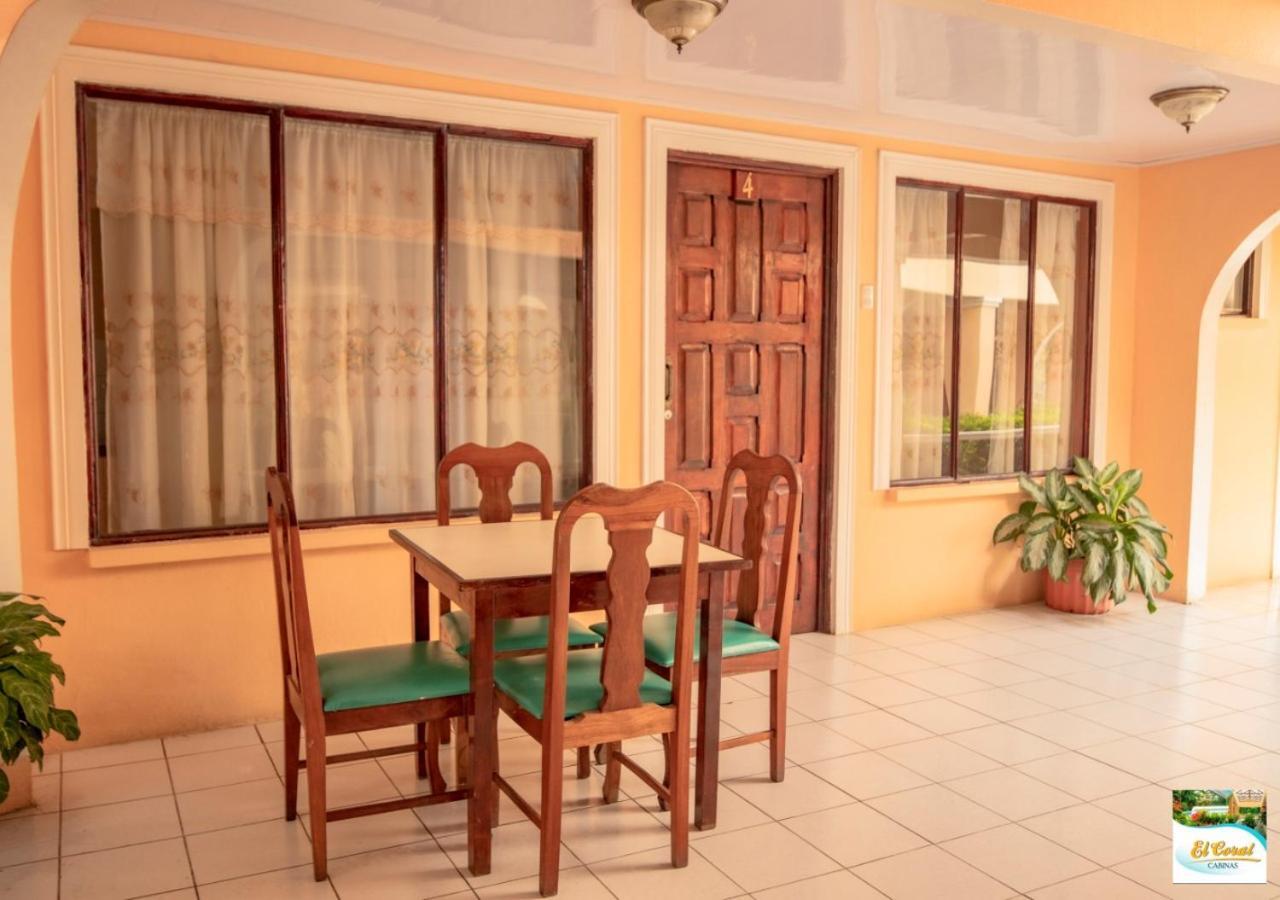 Hotel Y Cabinas El Coral Jacó Екстериор снимка